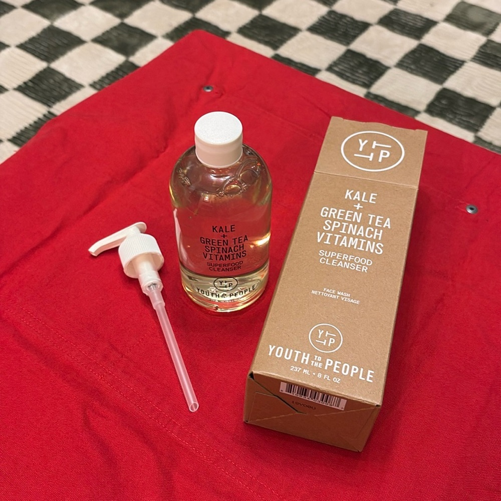 Youth To The People Superfood Cleanser NEW